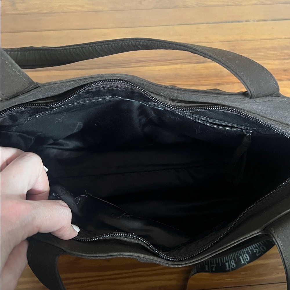 Vera Bradley Lightweight Chocolate Brown Quilted Microfiber Work/Travel Tote - Picture 9 of 9